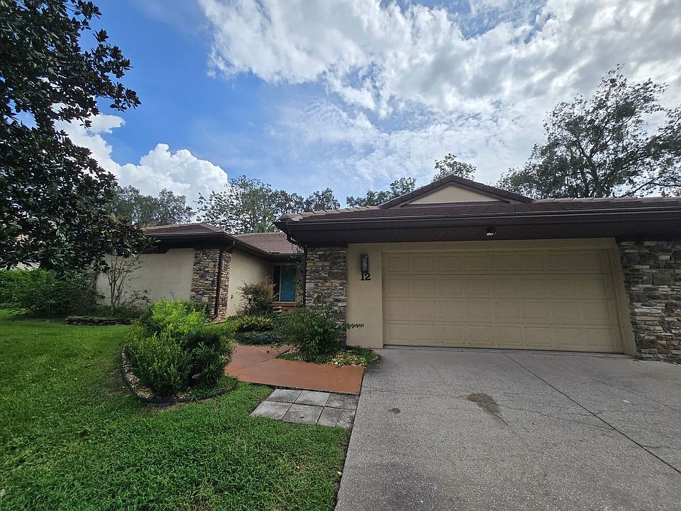 1st image of 12 Forest Ln