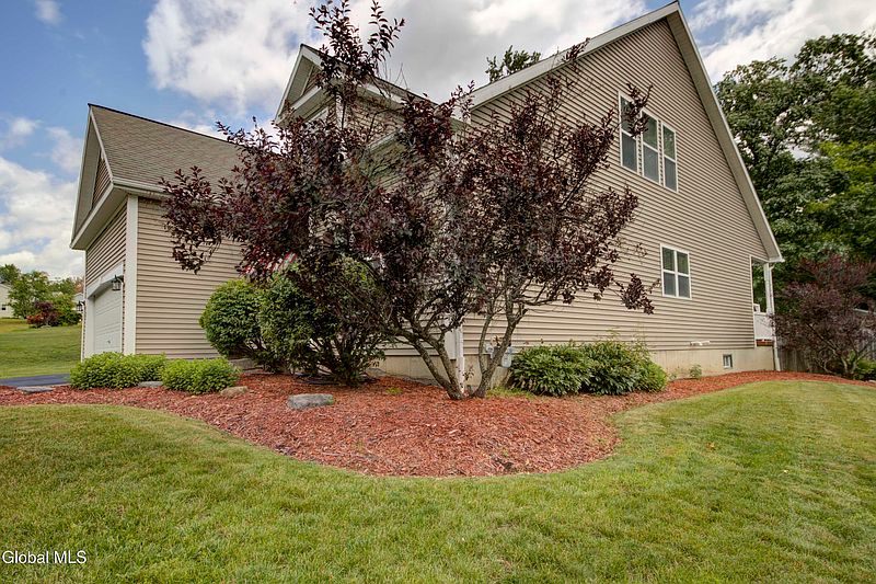 4th image of 41 Glenview Drive
