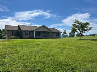 930 S High Knob Rd, La Follette, TN 37766