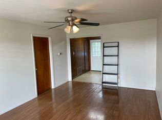 409 Royal St APT 6, Athens, TX 75751