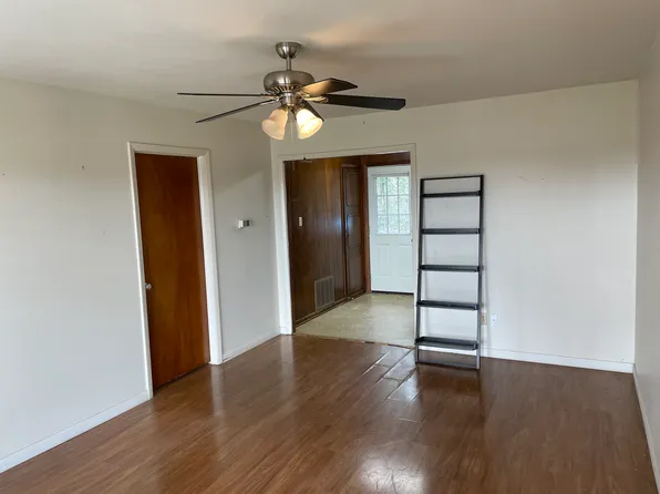 409 Royal St, Athens, TX