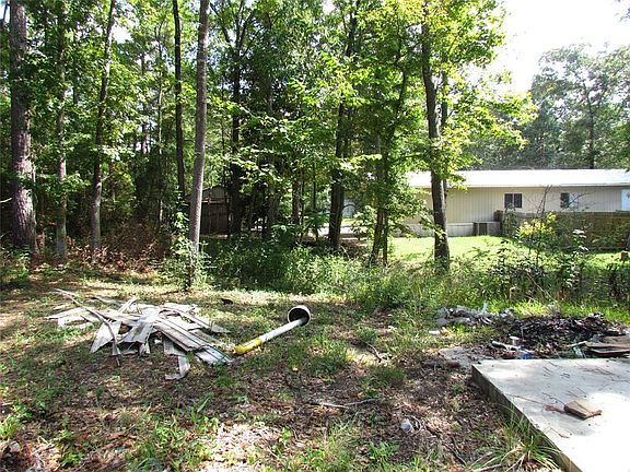 3rd image of Holliman Dr