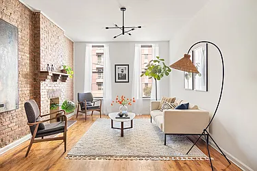 101 Fourth Avenue