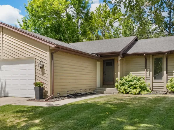 4583 Sutton Pl SW, Grandville, MI 49418