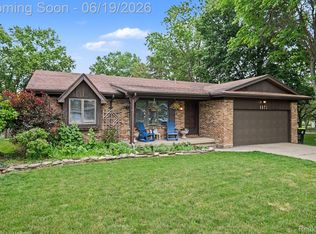4071 S Elms Rd, Swartz Creek, MI 48473
