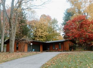 638 Ivywood Dr, Tallmadge, OH