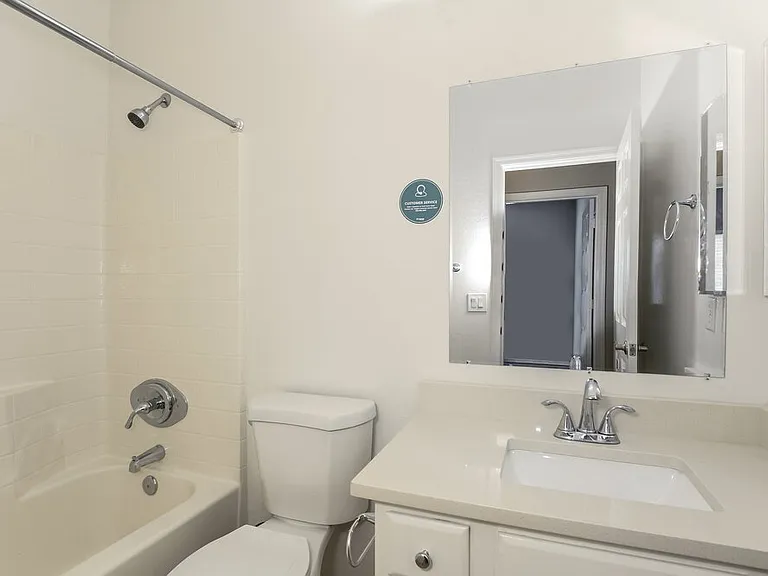11702 W Jackson St — Photo 14