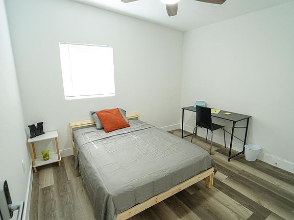 3rd image of 2900 W Arlington St #14990793