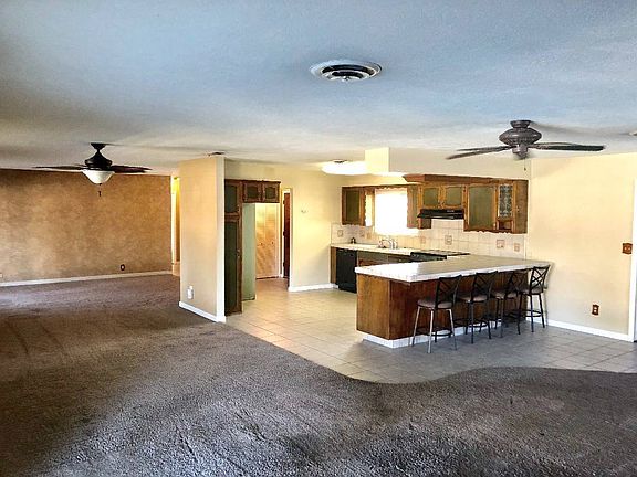 3rd image of 2136 N Woodridge Way