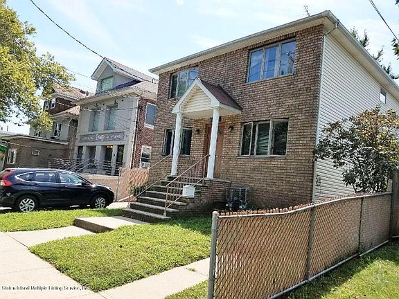 2nd image of 296 Cromwell Ave