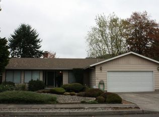 712 SW Willowbrook Ave, Gresham, OR 97080