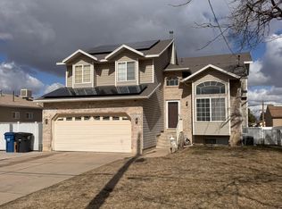 246 W 5000 S, Washington terrace, UT 84405