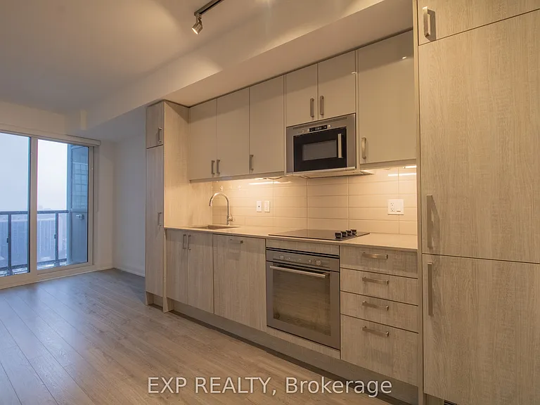 77 Mutual St #2210 — Photo 14