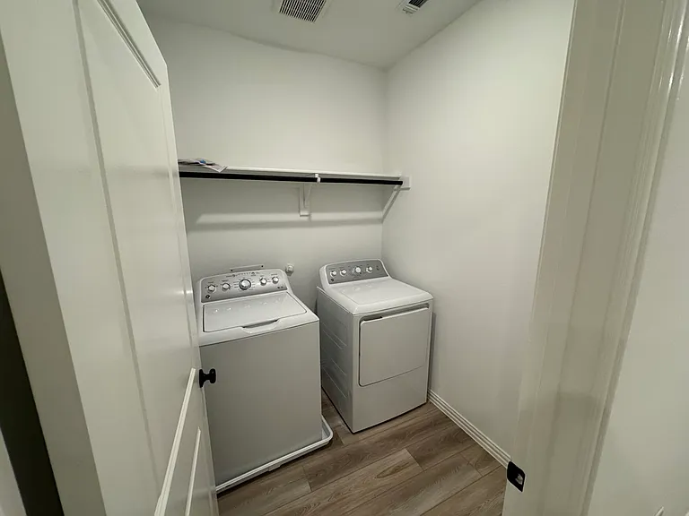 1289 Doris May Dr — Photo 17