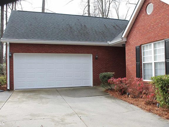 2nd image of 5094 Peach Mountain Cir