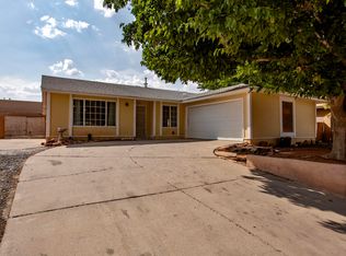 713 Cesars Palace Dr NW, Albuquerque, NM 87121