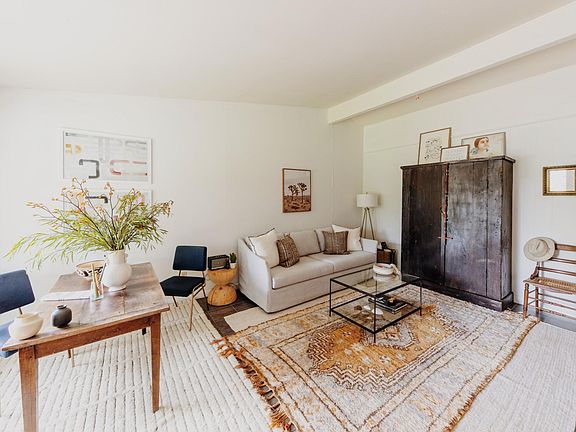 2nd image of 5515 Woodrow Ave APT 108