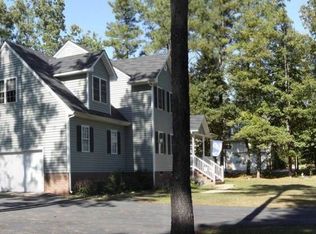 6724 Trestle Ln, Sandston, VA 23150