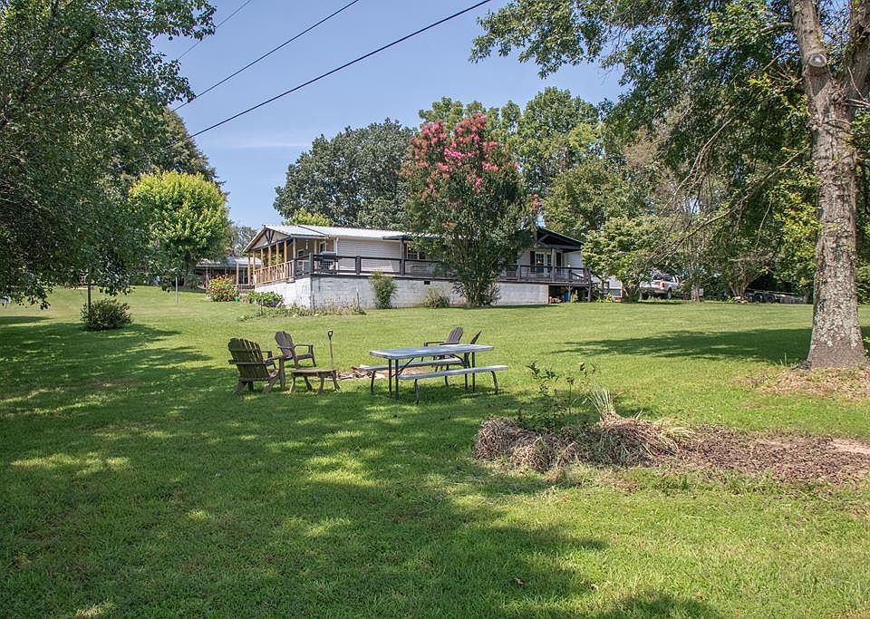 1st image of 218 Peters Private Dr