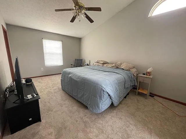 463 Cambridge Dr — Photo 7