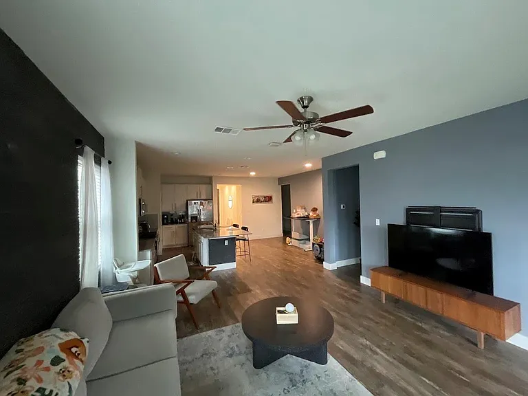624 Golden Glory Rd — Photo 31