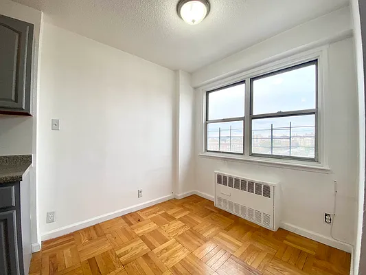 Rented by Bruma Realty LLC | media 4