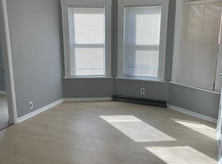 15 Bassett St #1R, Ansonia, CT 06401