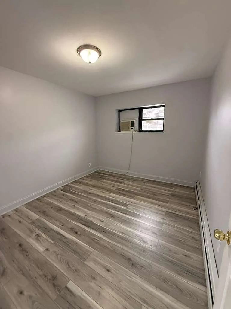 Building Photo - 257 Sherman Ave #G1