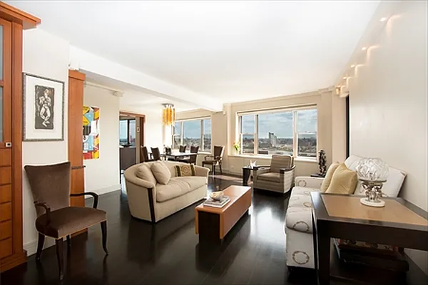 Sold by Kleier Residential | media 18