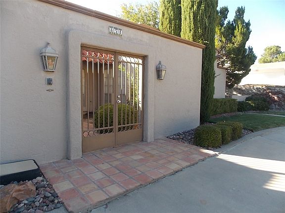 2nd image of 851 Broadmoor Dr