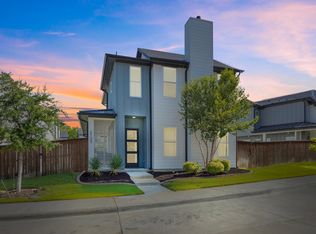 2125 Bird St, Fort Worth, TX 76111