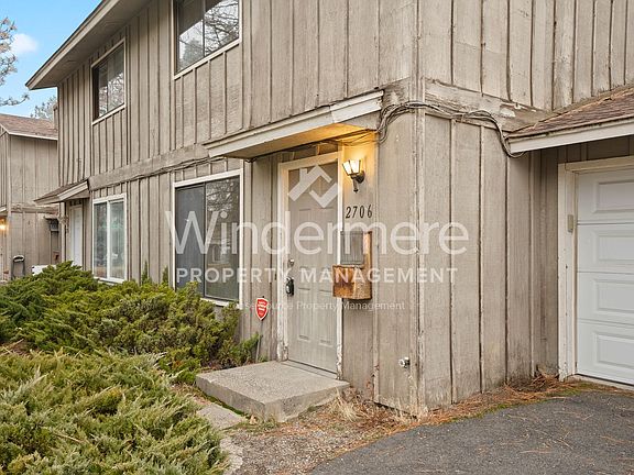 2nd image of 2702 E 31st Ave #2706