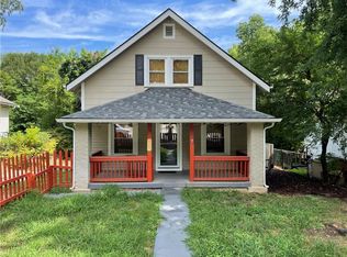 9306 E 9th St S, Independence, MO 64053