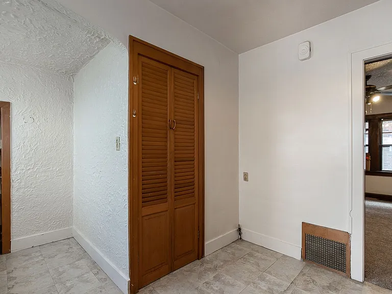 17926 East Park — Photo 20