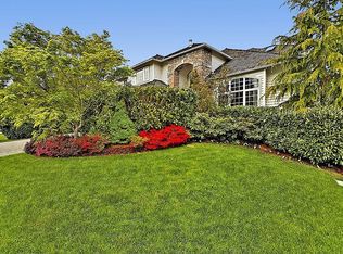 24458 SE 46th Pl, Issaquah, WA 98029