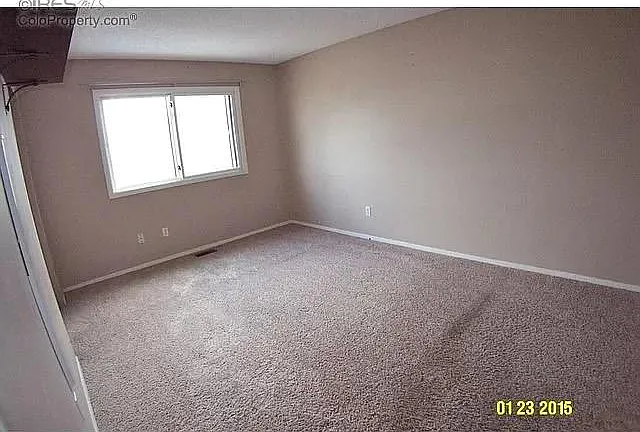 1441 Avondale Pl — Photo 11