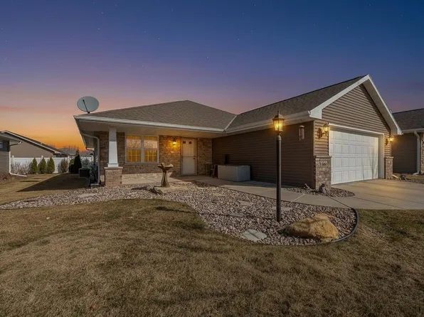 3865 Meunier Ln, Green Bay, WI 54311