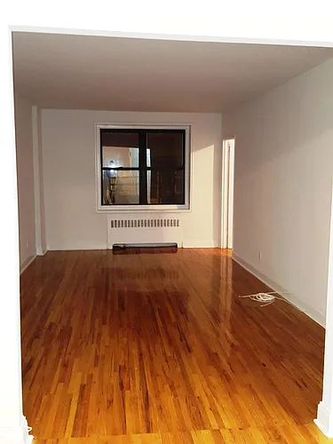 150 W End Ave #2N Photo 1