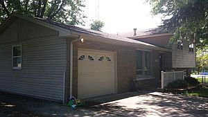 4th image of 3189 N Meadow Ln
