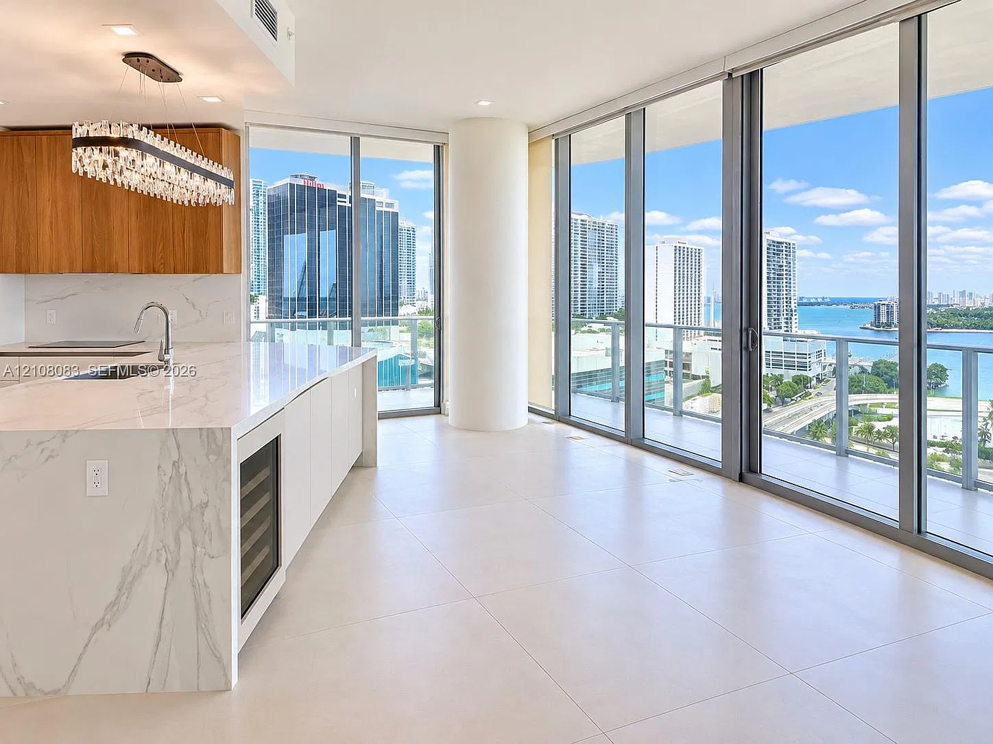 1400 Biscayne Blvd — Photo 1