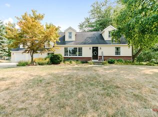 1256 N Marymark Dr, Jenison, MI 49428