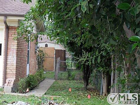 4th image of 1808 Highland Dr
