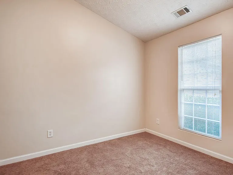 5530 Union Pointe Pl — Photo 8