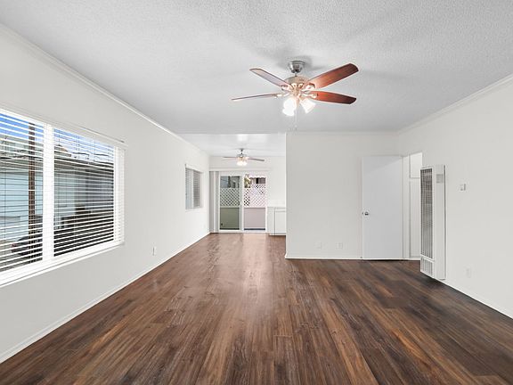 3rd image of 1642 S Westgate Ave APT 6