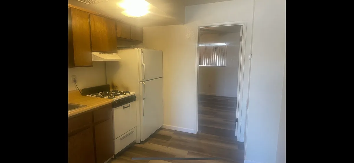 Building Photo - 3840 N Irving St #4