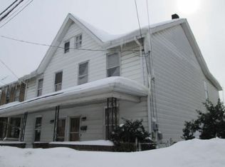 322 W Green St, Hazleton, PA 18201