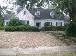 207 Hooper Dr, Selma, AL 36701