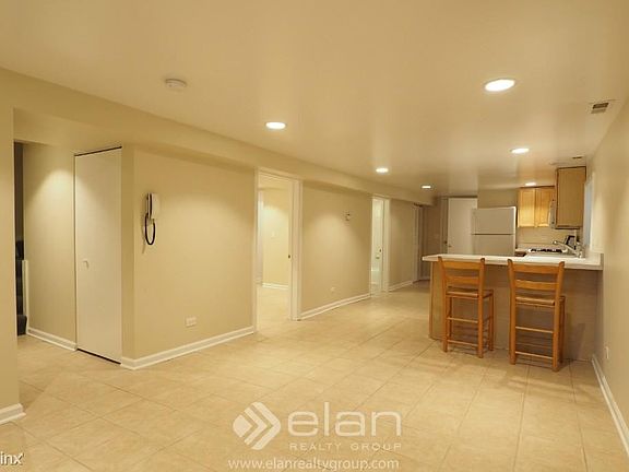 2nd image of 4110 N Maplewood Ave #G