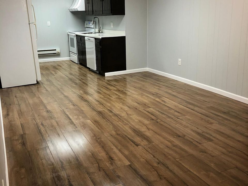 1st image of 16 Church Rd #9