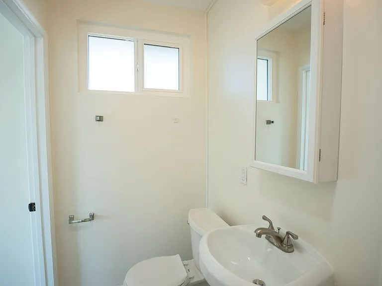 825 W 167th St #1 — Photo 6